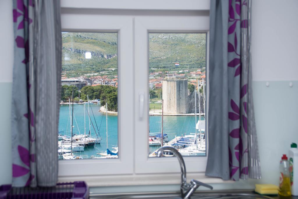 Apartments Maria Trogir Eksteriør billede