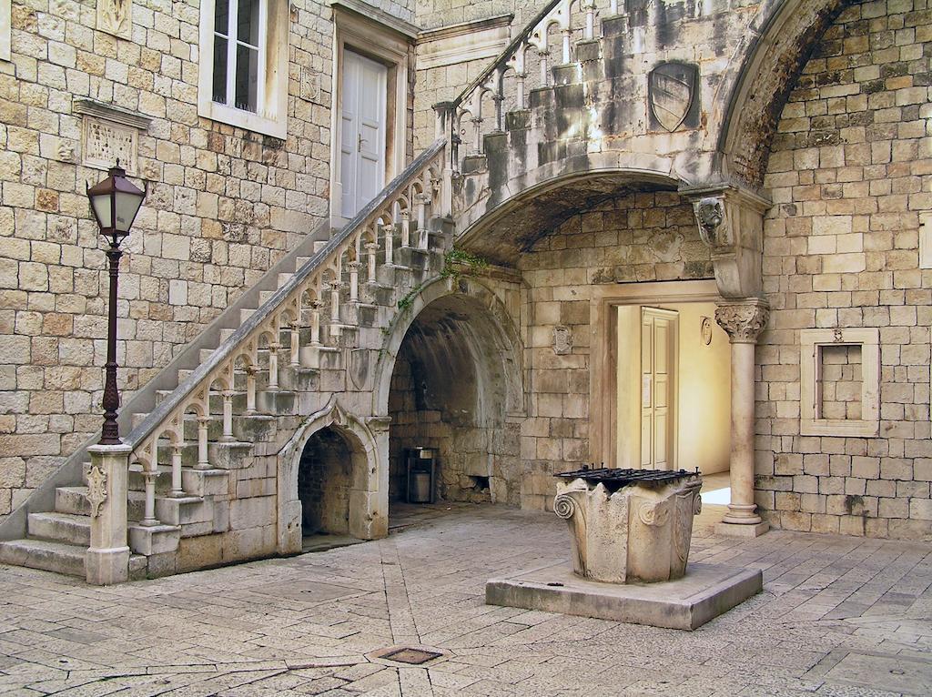 Apartments Maria Trogir Eksteriør billede